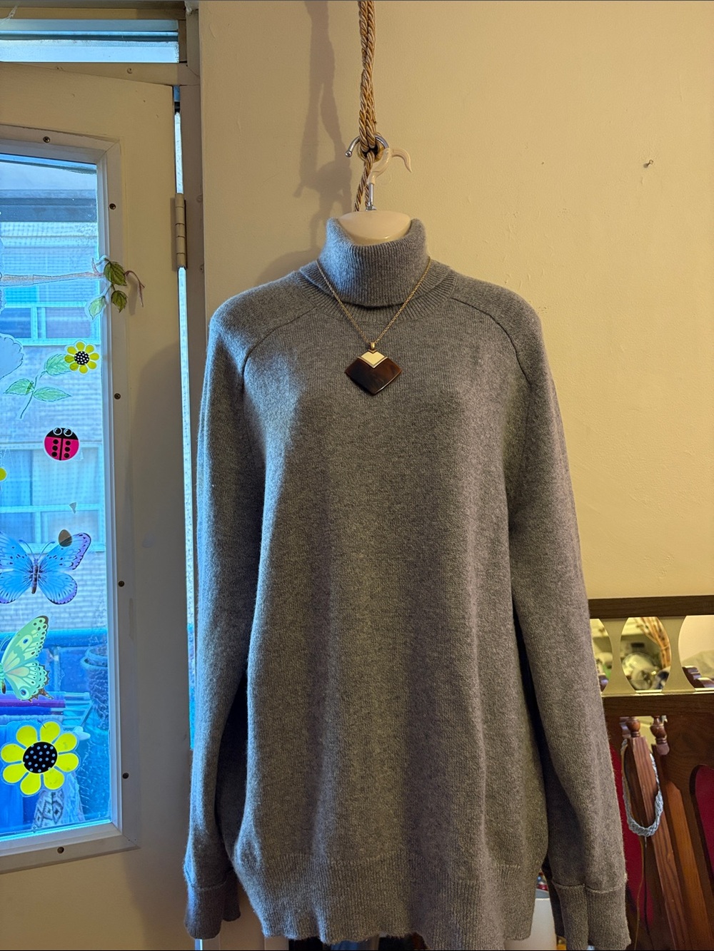 Banana Republic Heather Gray Turtleneck Sweater. Wool